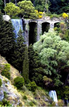 Dique 24 en Soport�jar en La Alpujarra de Granada (Foto de la Mancomunidad)